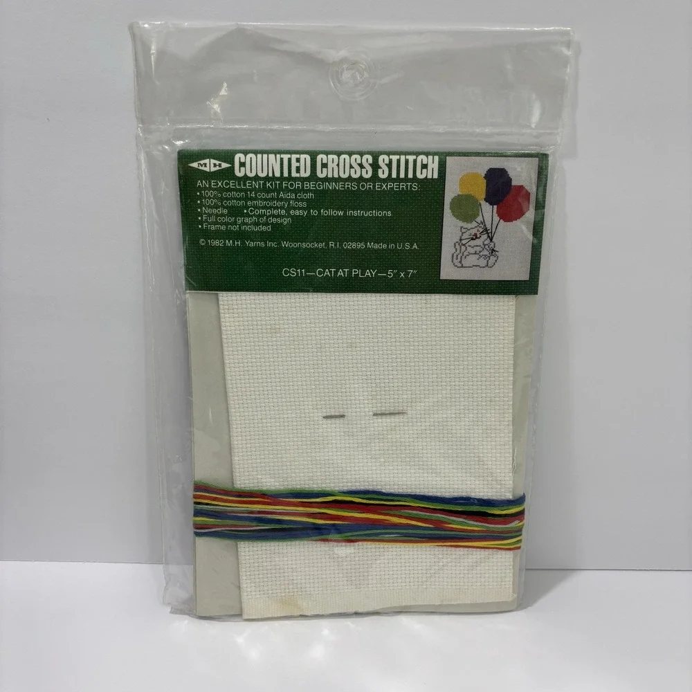 1982 MH Yarns Counted Cross-stitch kit -CS11-Cat At Play 5